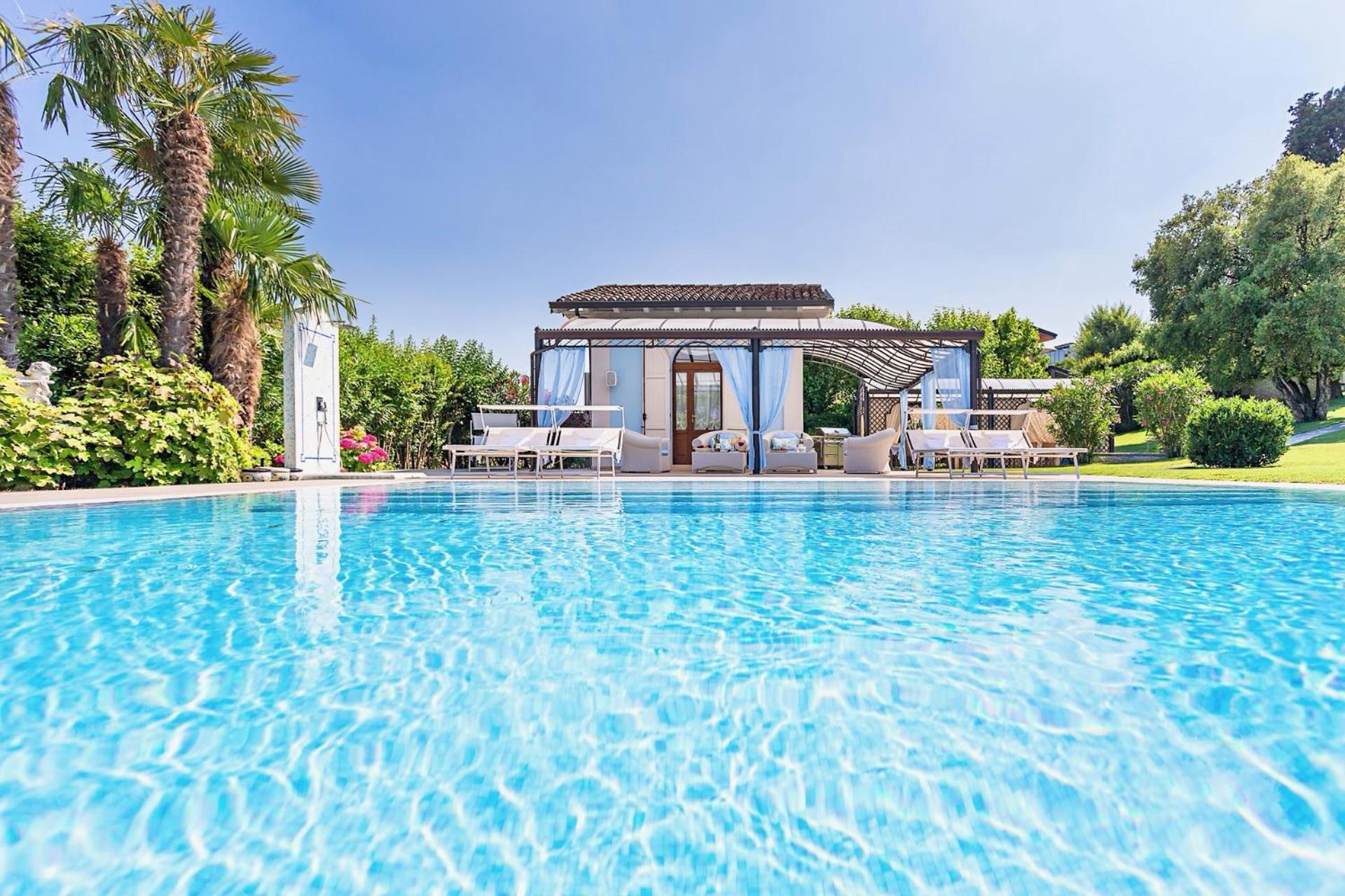 Villa Angela - Italian Homing Desenzano del Garda Buitenkant foto
