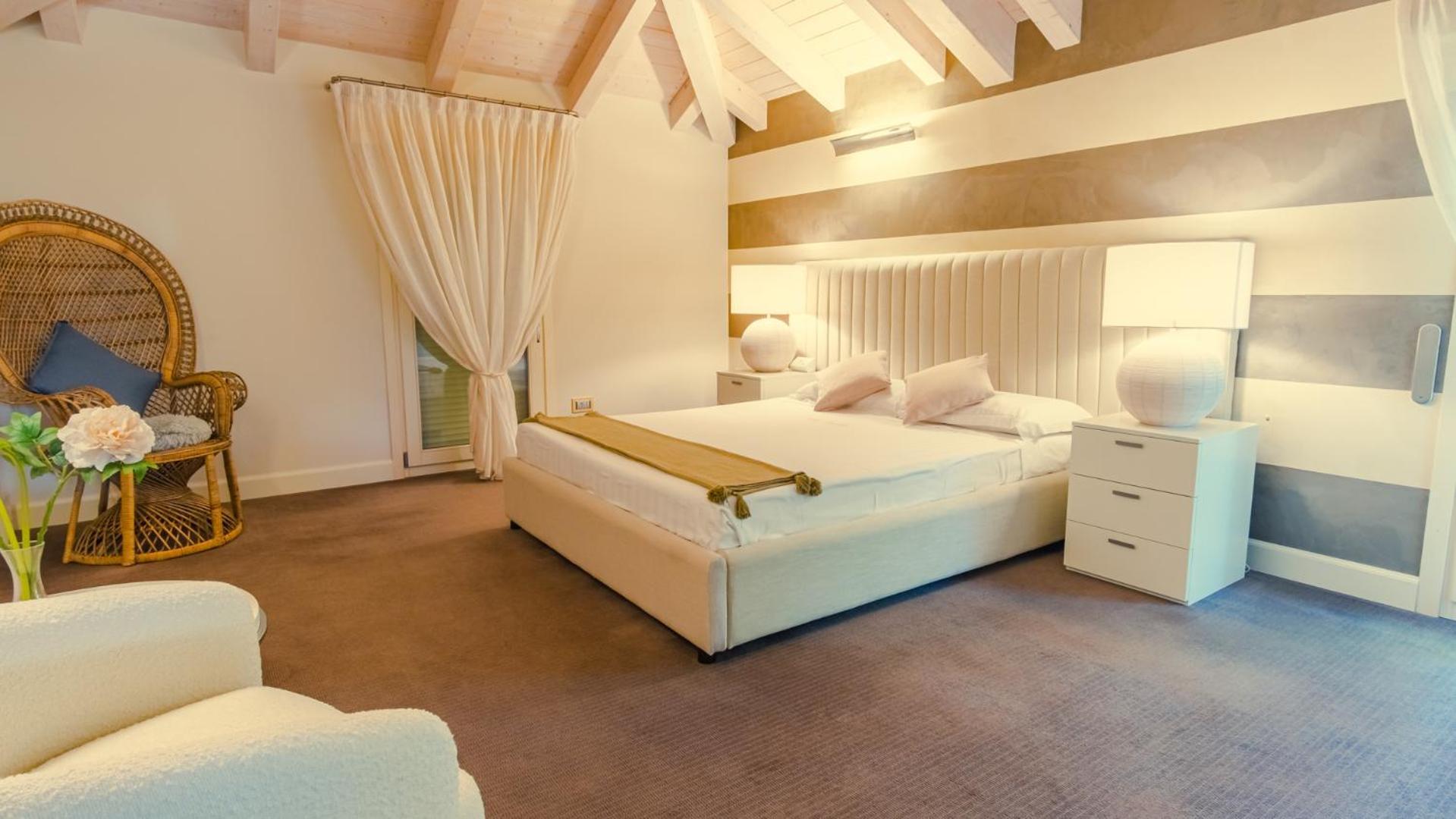 Villa Angela - Italian Homing Desenzano del Garda Buitenkant foto